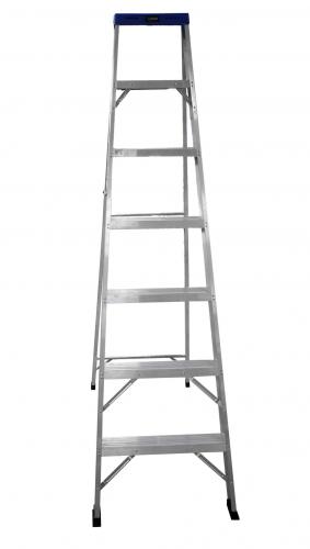 Escalera de aluminio 6 peldaños uduke con plataforma